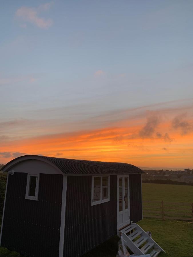 Ewe With A View Sea View Shepherds Huts Breage Exterior foto